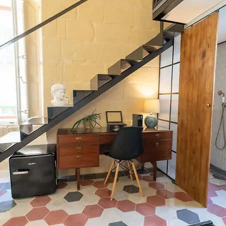 Tinja Sliema
