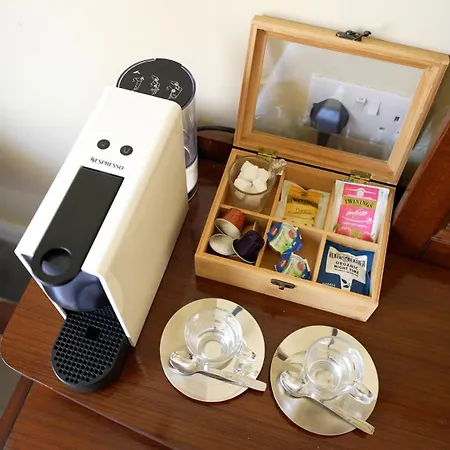 Tinja Pensionat Sliema